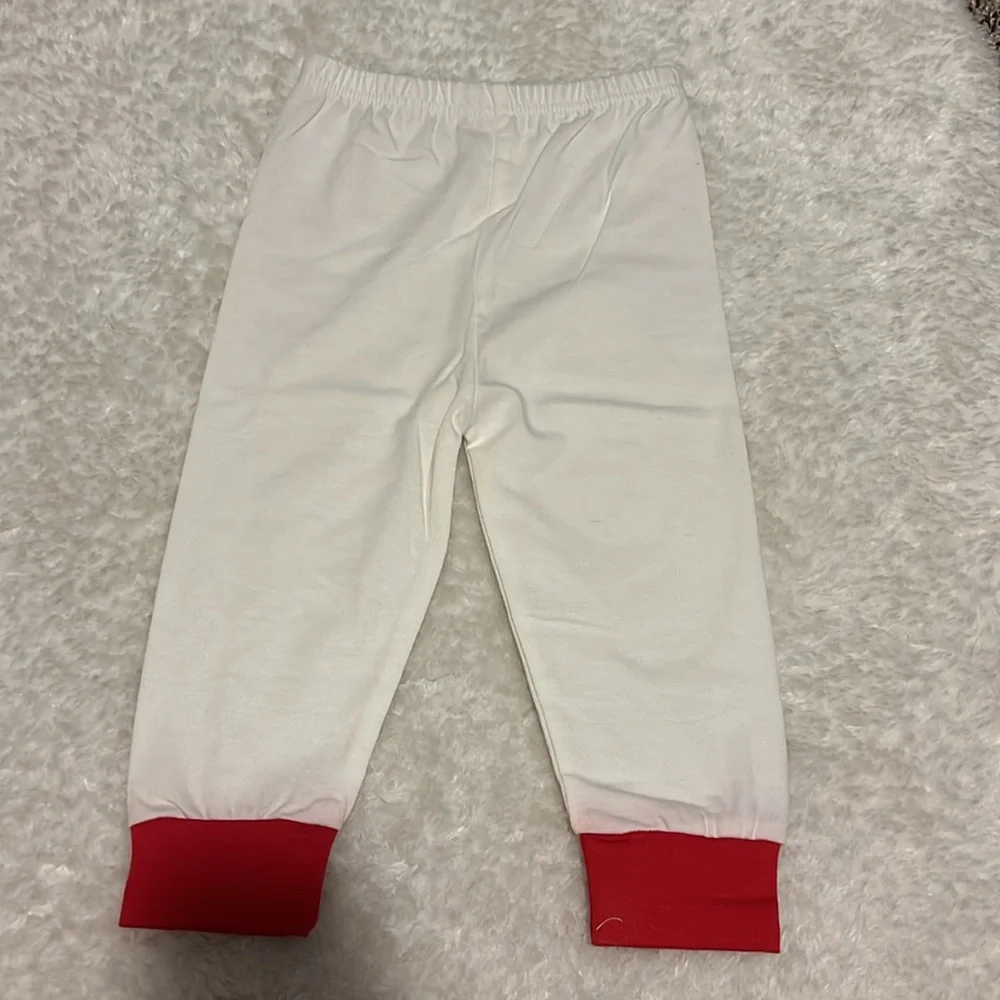 5/$30 🎈 Fancyinn snowman pajama set infant size 100